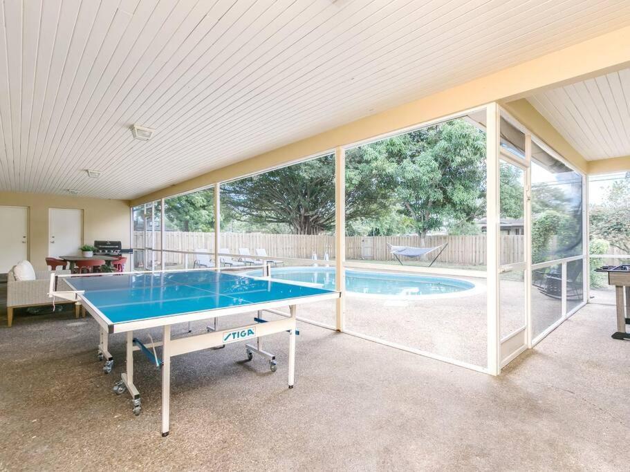 Holiday home Modern Spacious 5-bedroom With Pool *